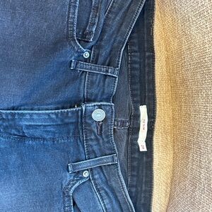 Levi's Women's 712 Slim Straight Leg Jeans in Black Wash